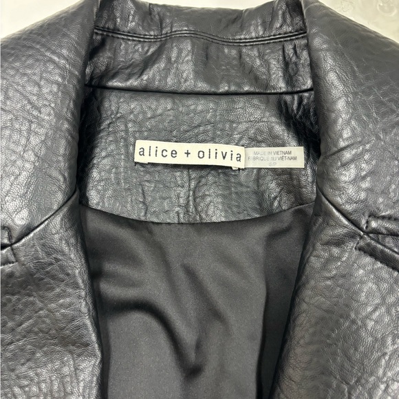 size small Alice and Olivia Jacket. Retails for about $500. - Picture 2 of 3